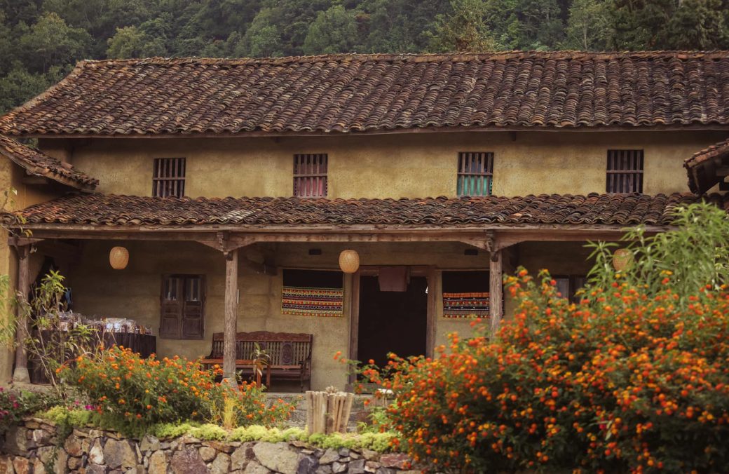 A typical house in Lo Lo Chai village